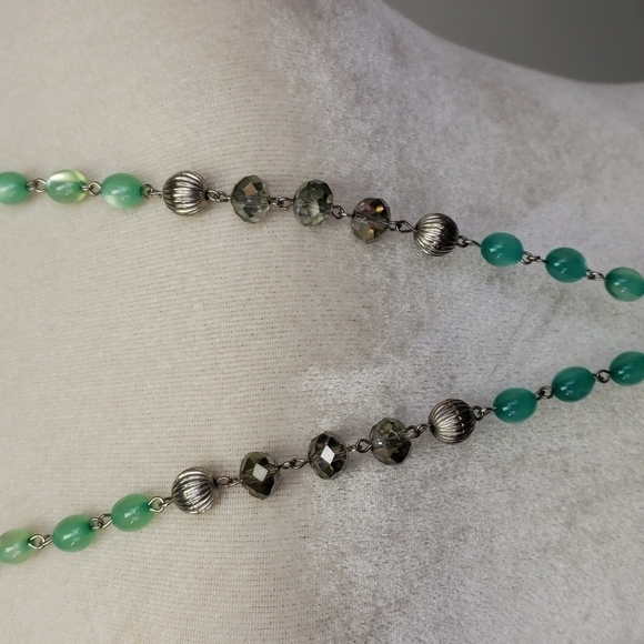 Tassle Bead Necklace NWT Safford Brand for Cracker Barrel Mint and Silver - Picture 4 of 9